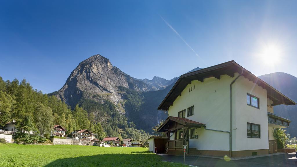 Biancas Ferienwohnung Im Haus Roswitha Tumpen Exterior foto