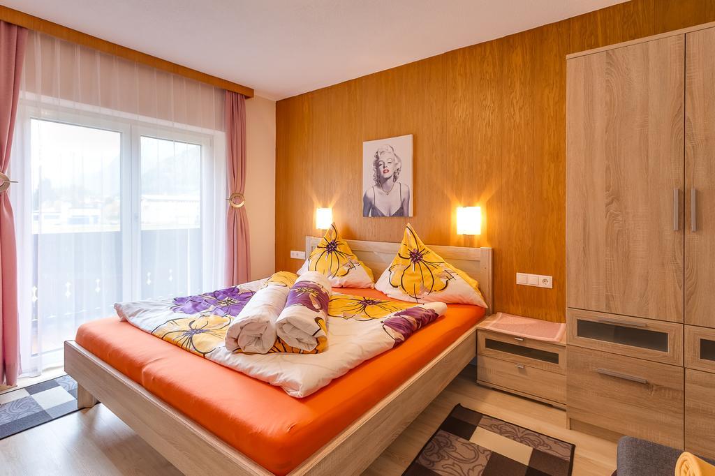 Biancas Ferienwohnung Im Haus Roswitha Tumpen Exterior foto